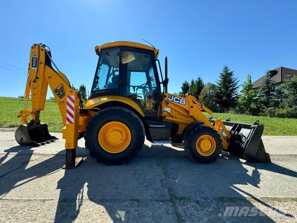 JCB 3CX Backhoe