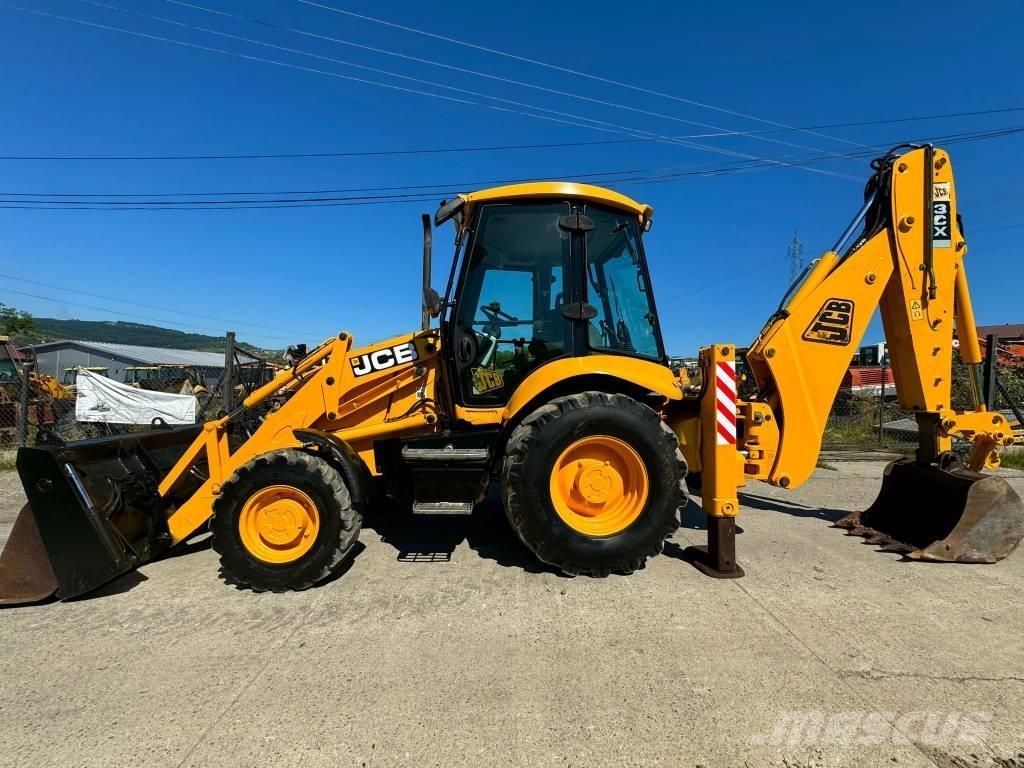 JCB 3CX Backhoe