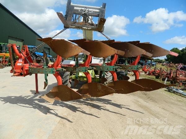Kverneland 4 Reversible ploughs