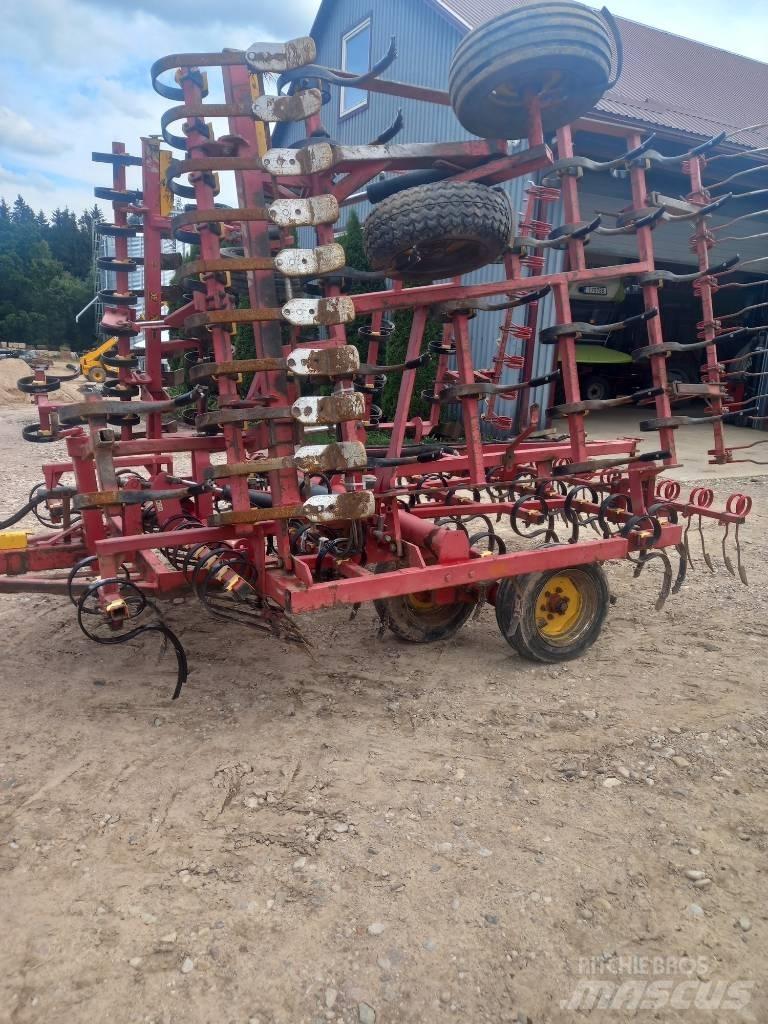 Väderstad NZ 600 Cultivators