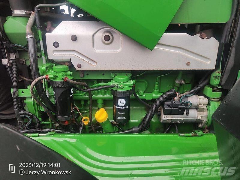 John Deere 7530 Tractors