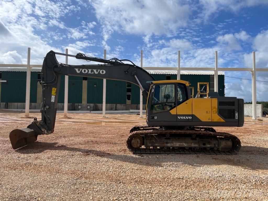 Volvo EC 220 E Crawler excavators