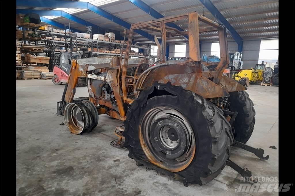 Valtra N121 Tractors