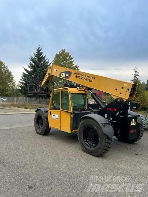 CAT TL 943 Telescopic handlers