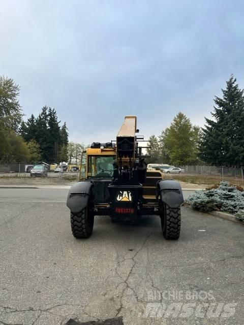 CAT TL 943 Telescopic handlers