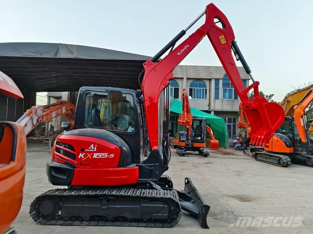 Kubota KX165-5 Crawler excavators