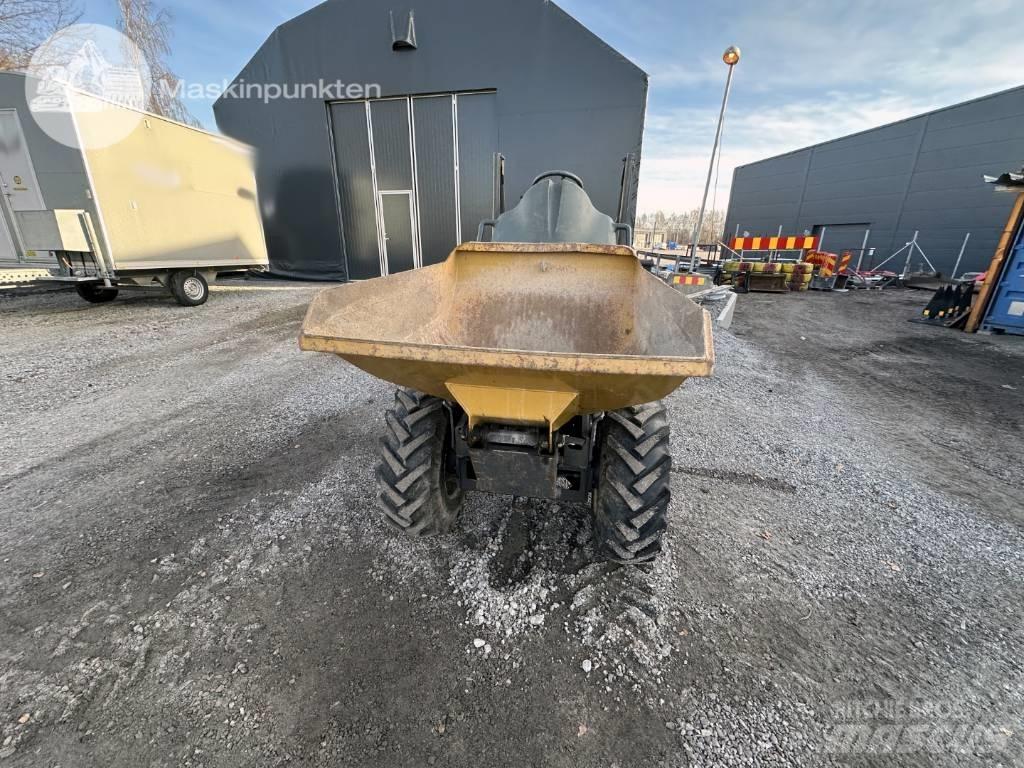 Neuson 1001 Site dumpers