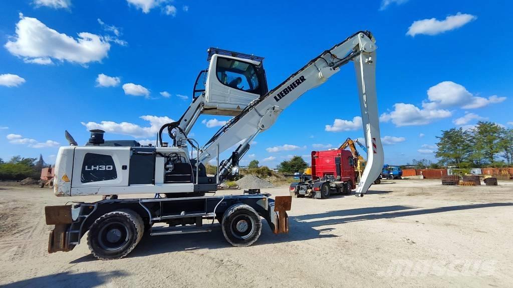 Liebherr LH 30 M Waste / industry handlers