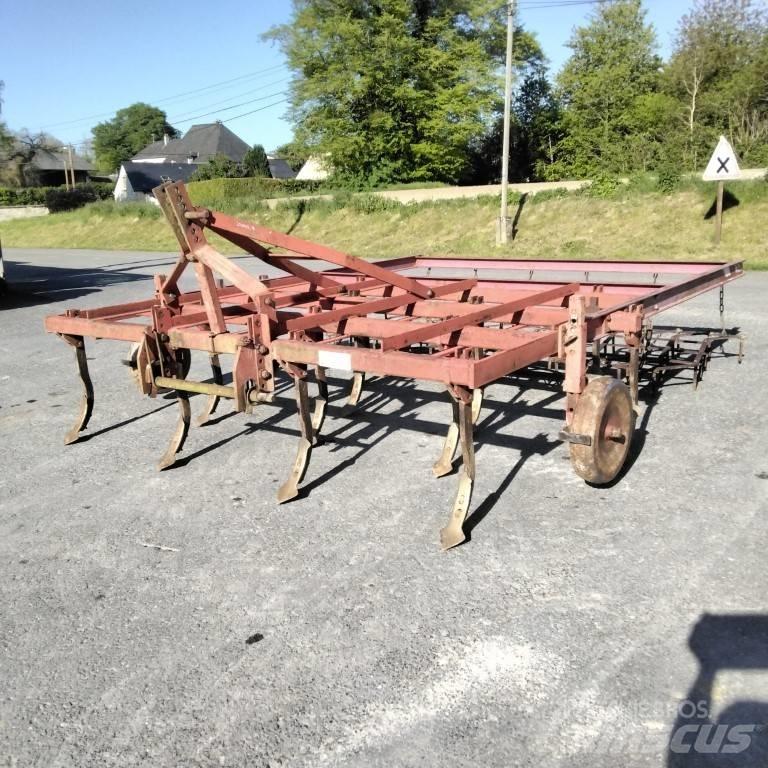 Rau 3M Cultivators