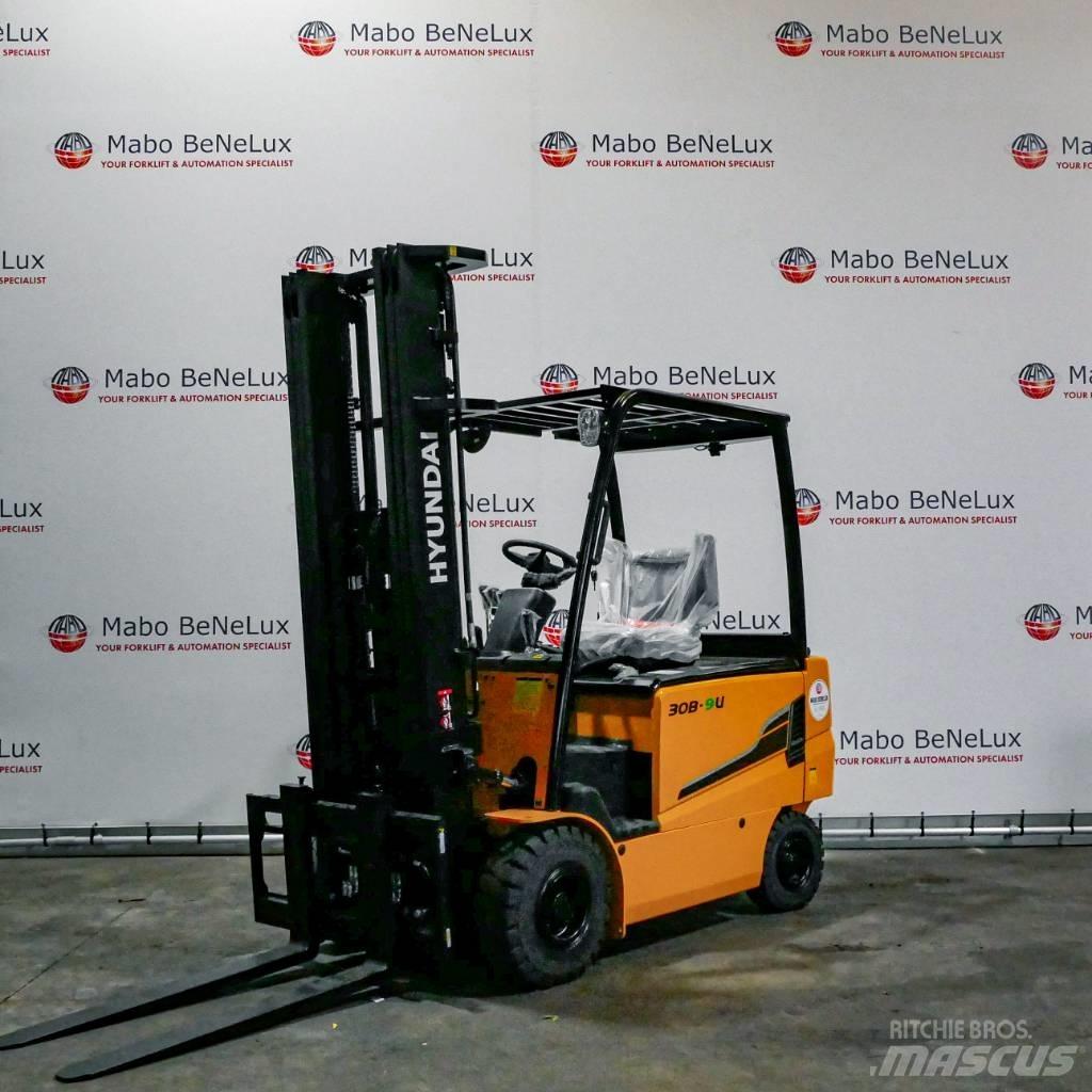 Hyundai 30B-9U Electric forklift trucks