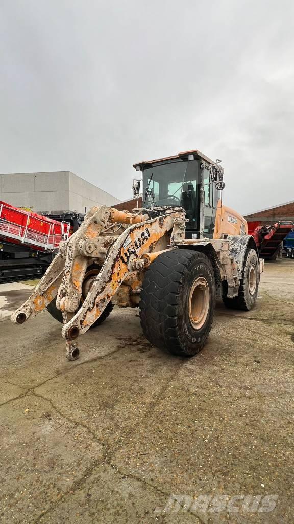 Hyundai HL 960 Wheel loaders