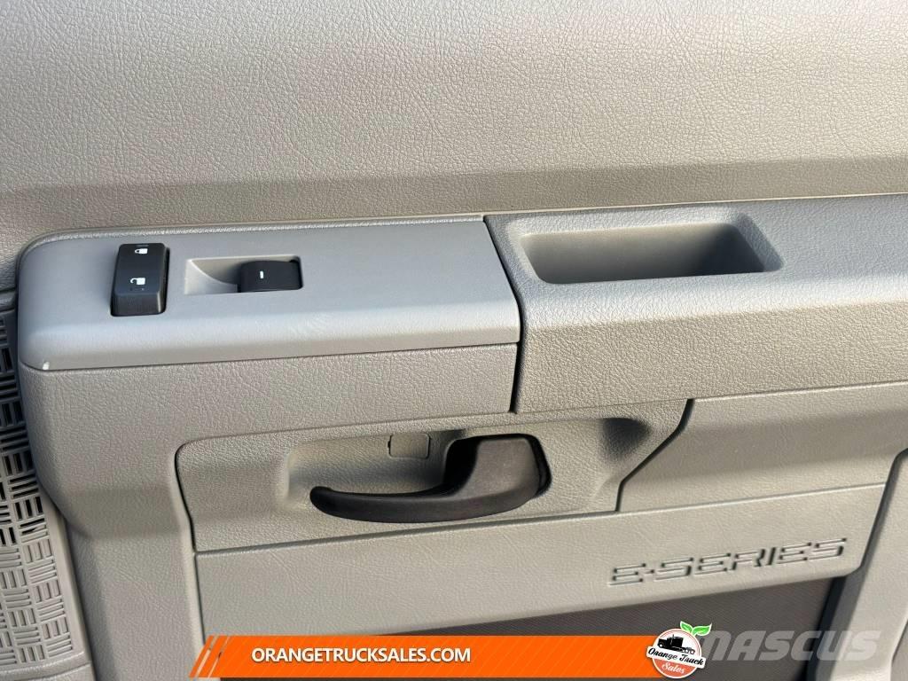 Ford E 350 Box trucks