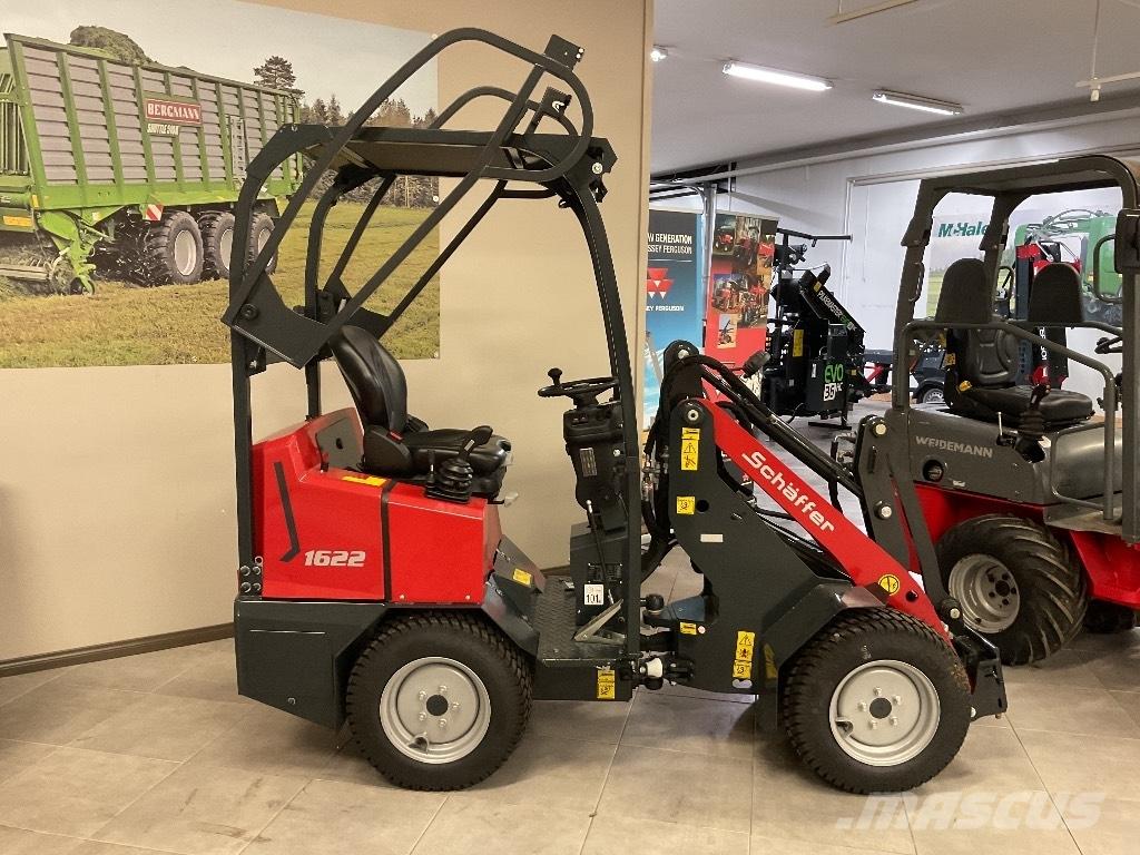 Schäffer 1622 FE Multi-purpose loaders