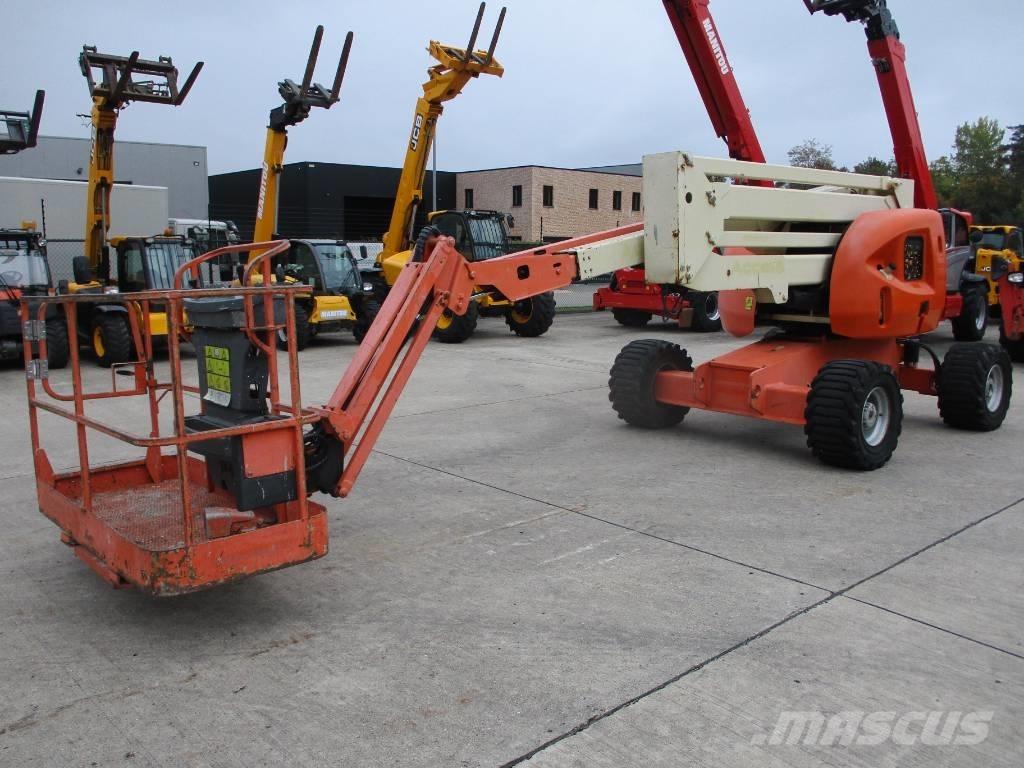 JLG 510 AJ (271) Compact self-propelled boom lifts
