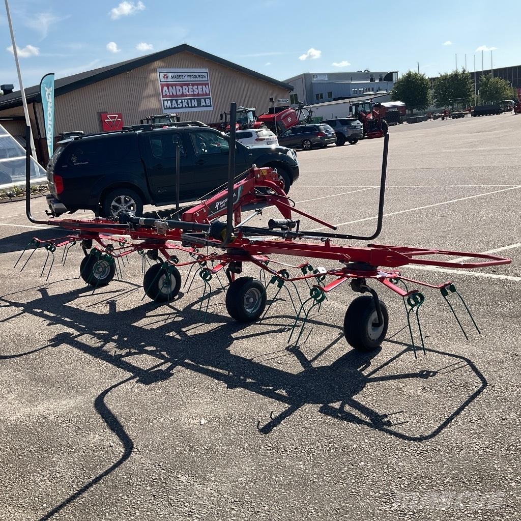 Kverneland 8452 Rakes and tedders