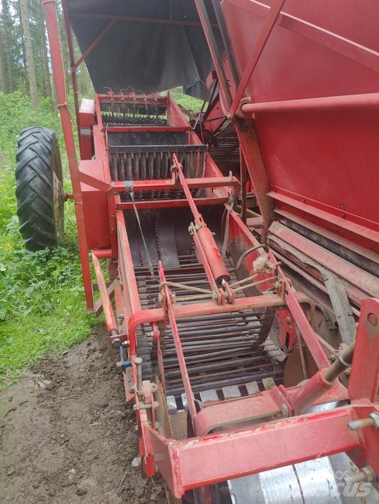 Juko Supermat Potato harvesters