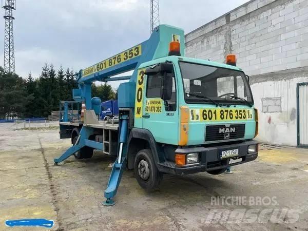 Wumag WT300 Truck mounted platforms