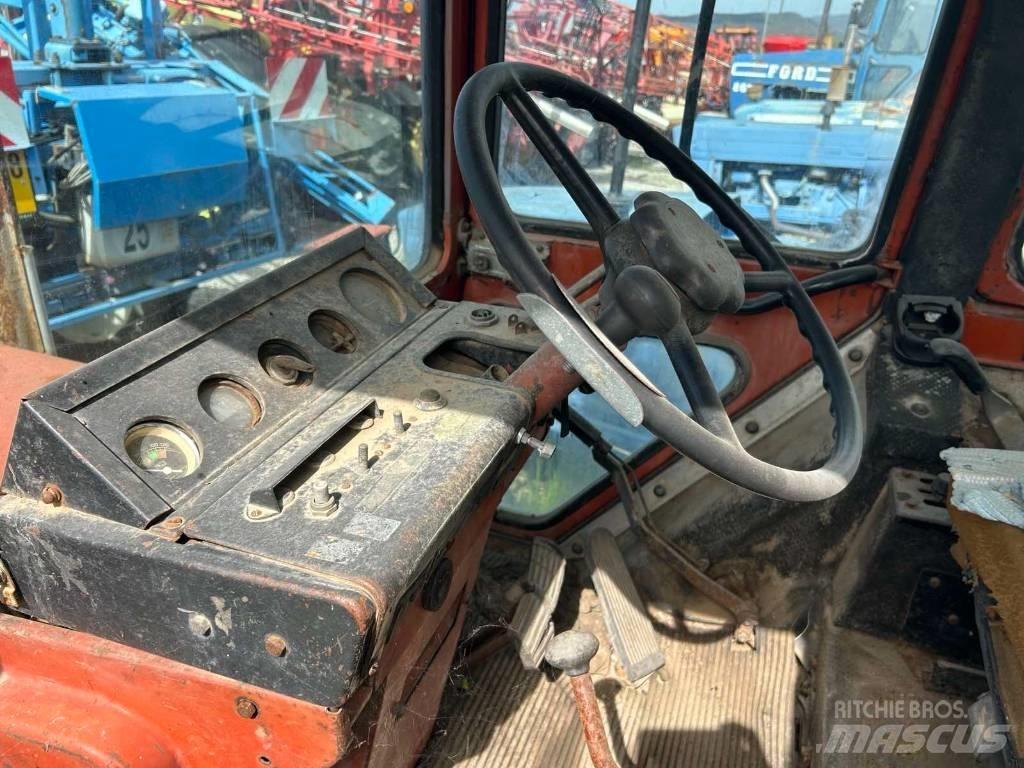 Belarus MTZ 560 Tractors
