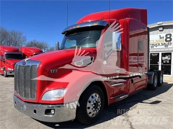 Peterbilt 579 Prime Movers