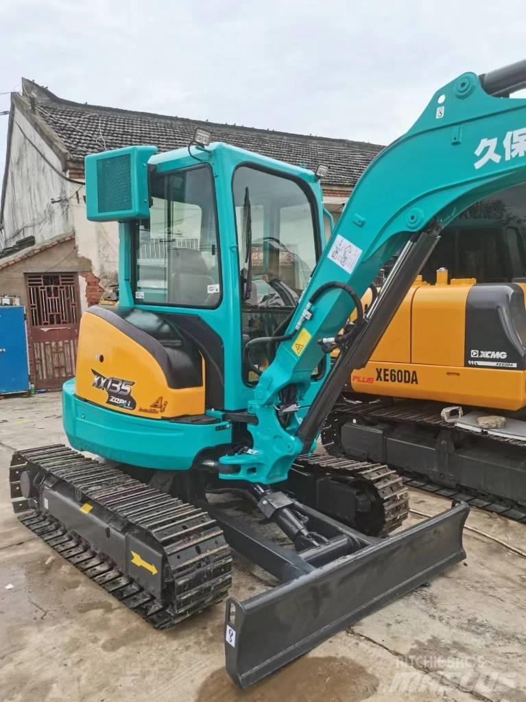 Kubota KX 135 Crawler excavators