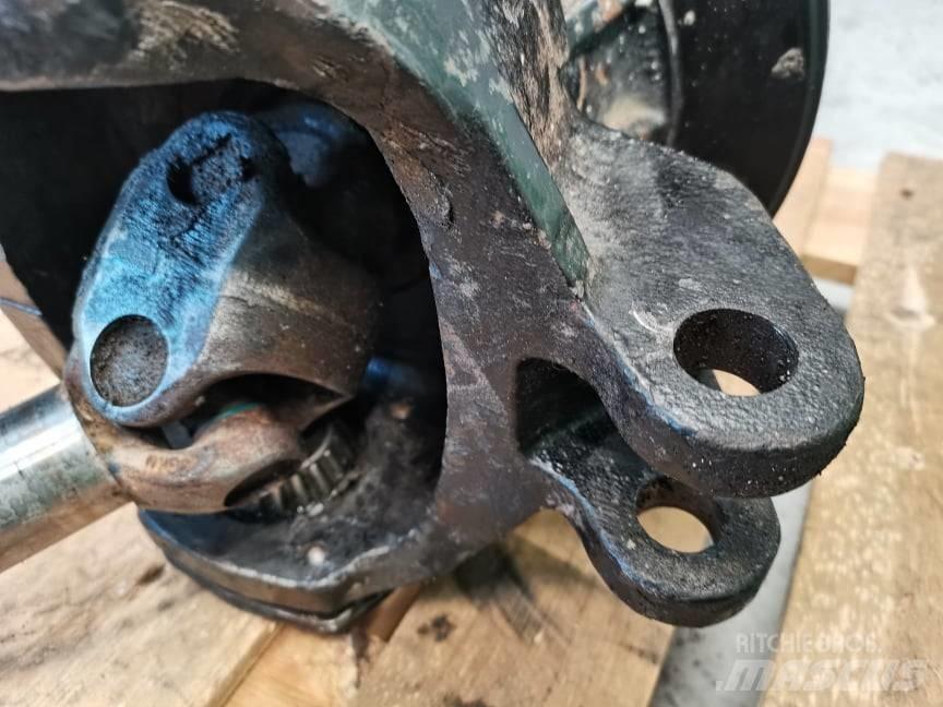 JCB 520-40 crossover Axles