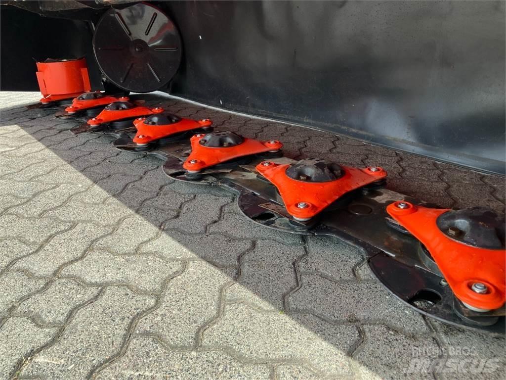 Kubota DM4032 Mower-conditioners