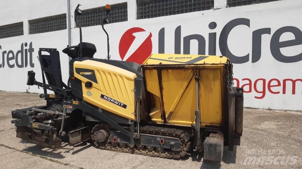 Bomag BF 200 C-2 Asphalt pavers