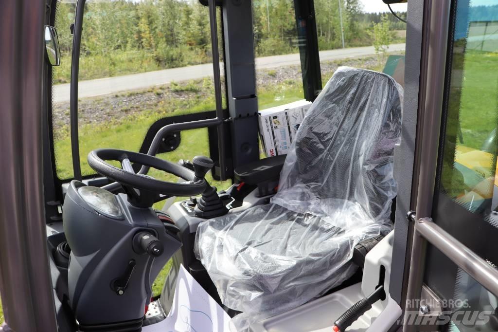 Mecalac MCL8 Mini loaders