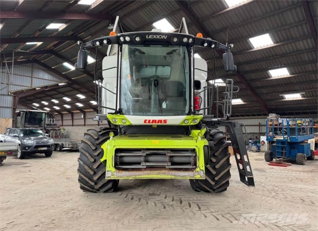 CLAAS Lexion 6700 Combine harvesters
