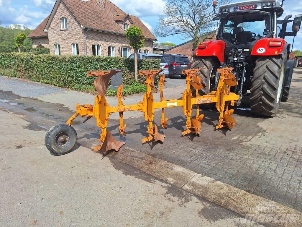 Huard QR 65 T70 Ploughs