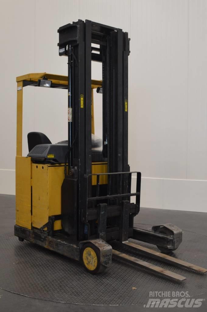 CAT NR 16 Reachtruck Reach truck