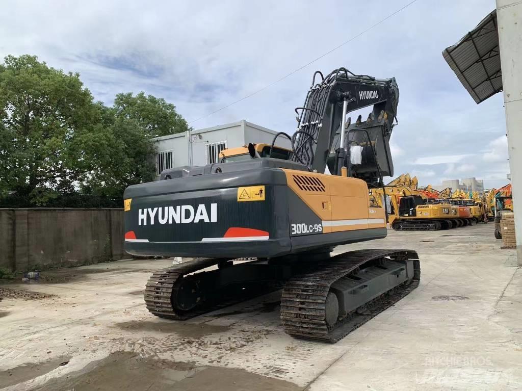Hyundai R300LS-9S Crawler excavators