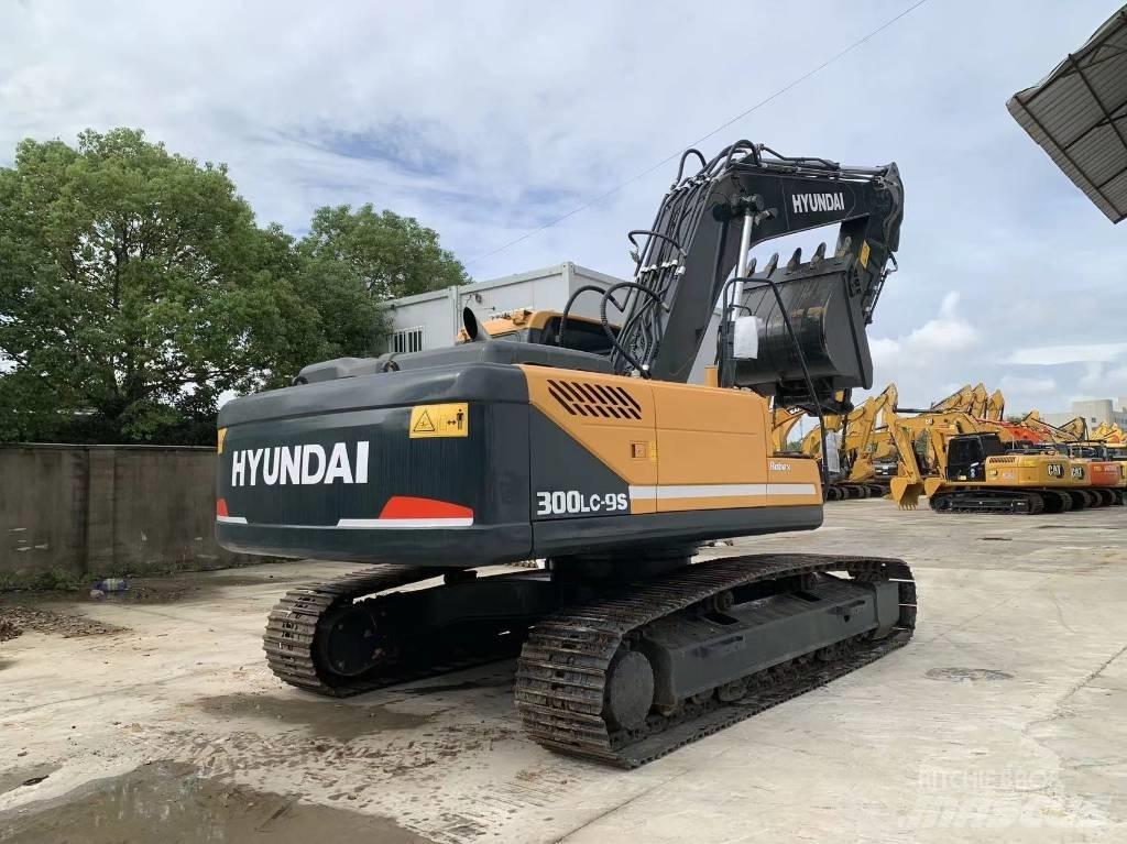 Hyundai R300LS-9S Crawler excavators