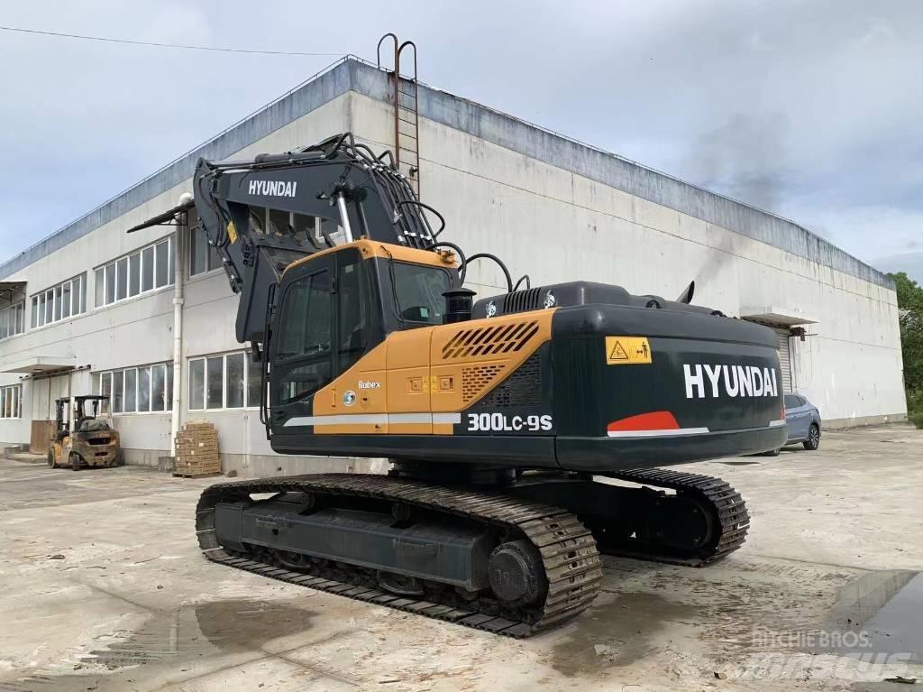 Hyundai R300LS-9S Crawler excavators