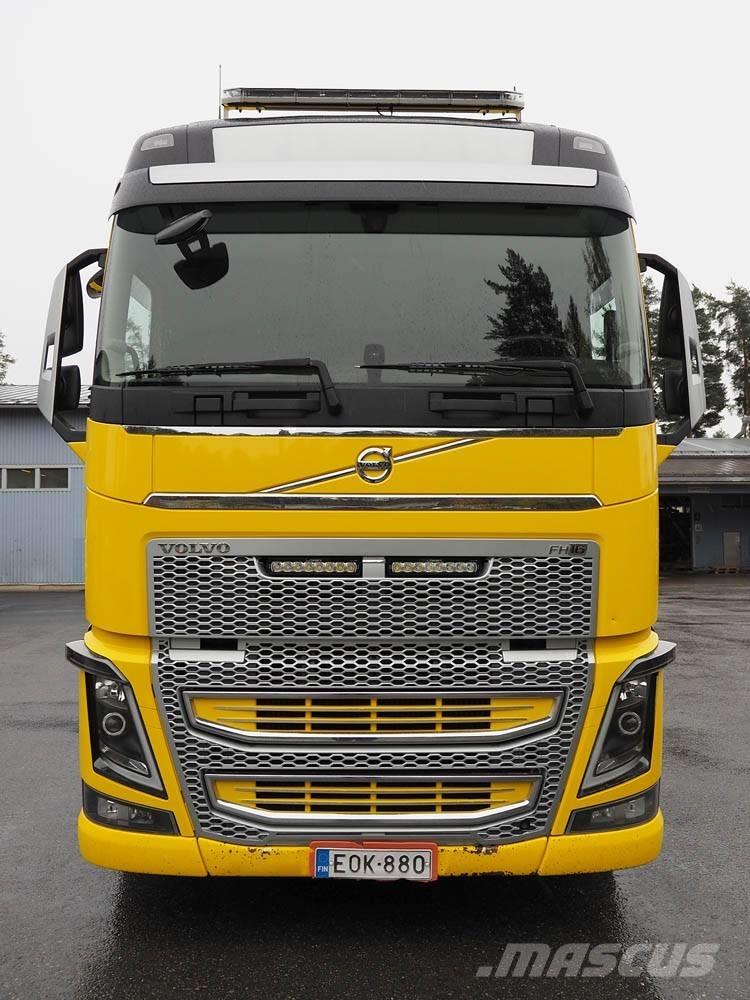 Volvo FH16 Wood chip trucks
