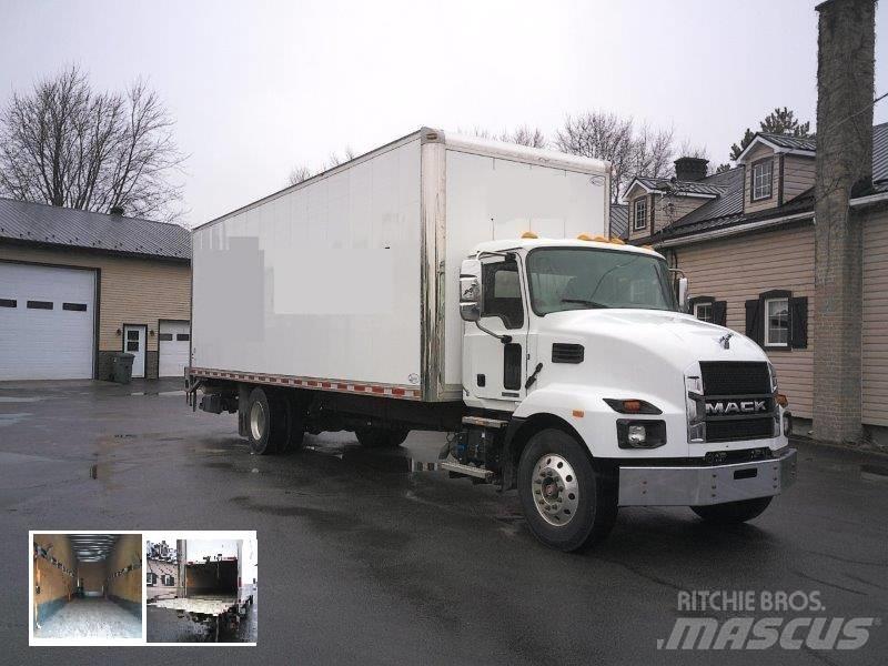 Mack MD 6 Other trucks