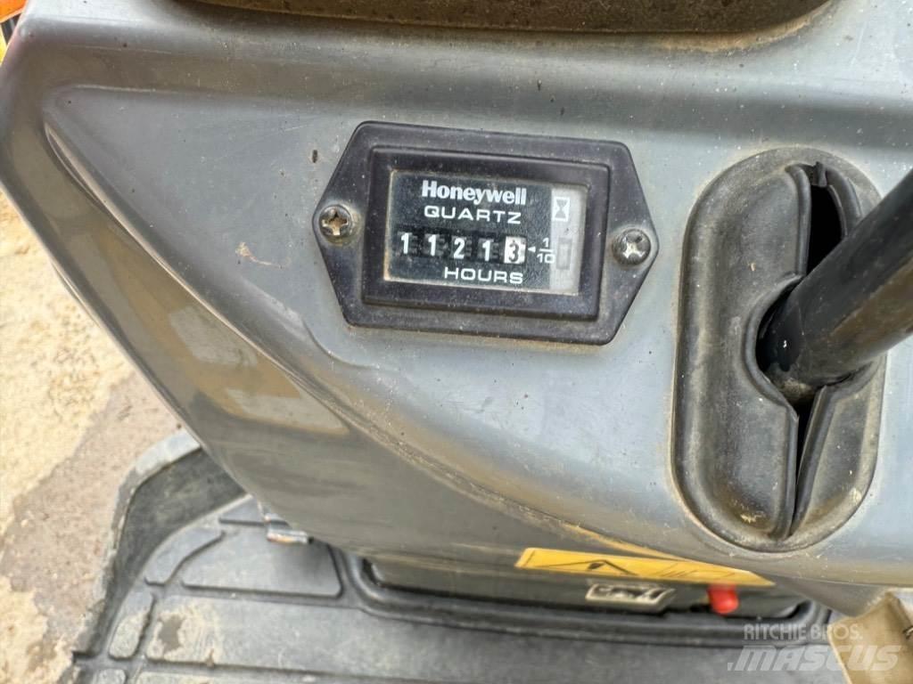 Yanmar SV08 (1C169) Mini excavators < 7t (Mini diggers)