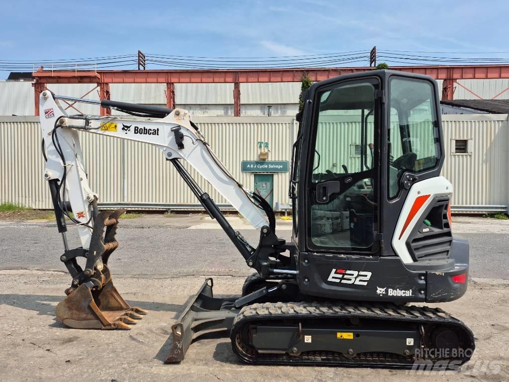 Bobcat E 32i Mini excavators < 7t (Mini diggers)