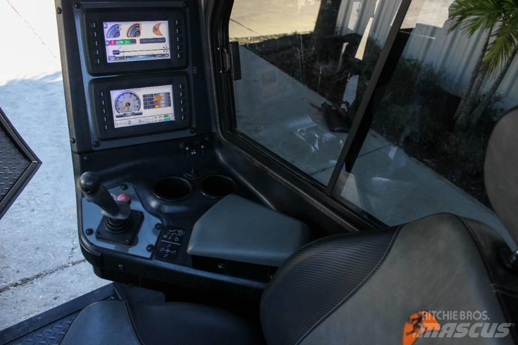 Ditch Witch JT40 Horizontal drilling rigs