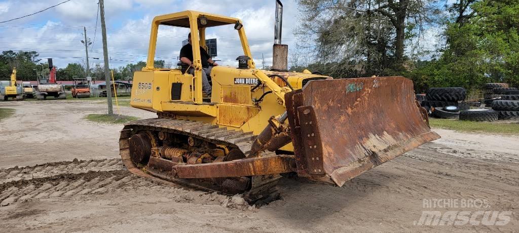 John Deere 850 B Crawler dozers