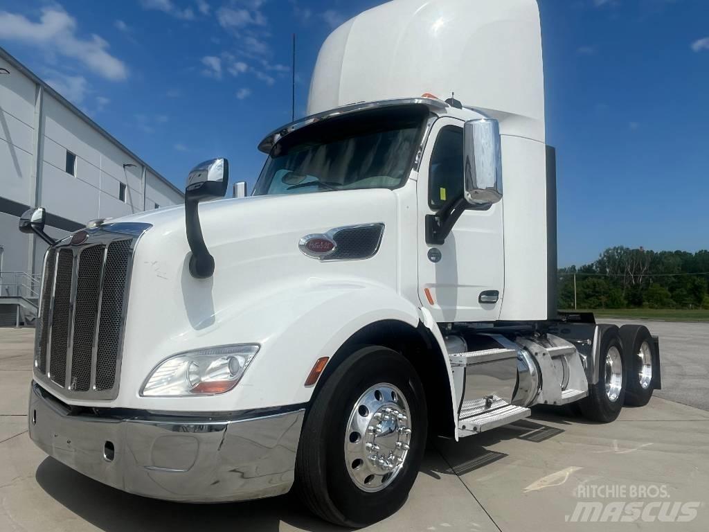 Peterbilt 579 Prime Movers