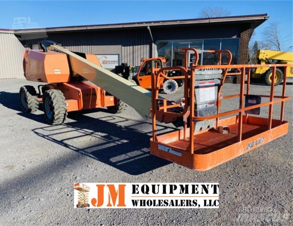 JLG 600S Telescopic boom lifts