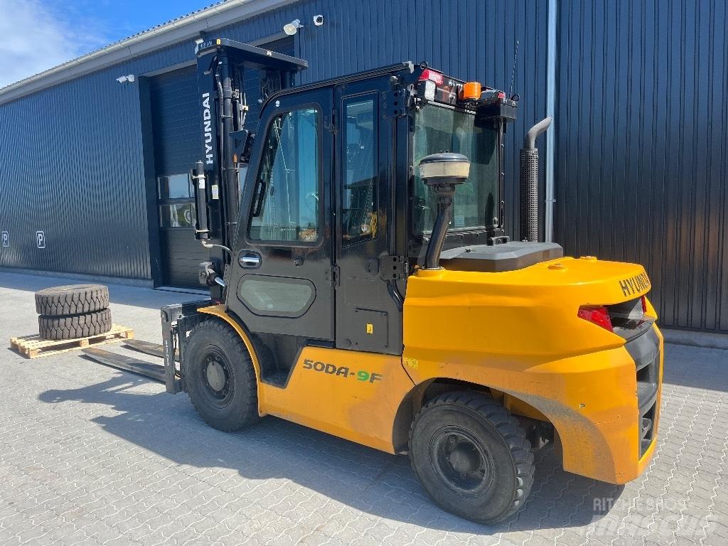 Hyundai 50 D-9 A Diesel trucks
