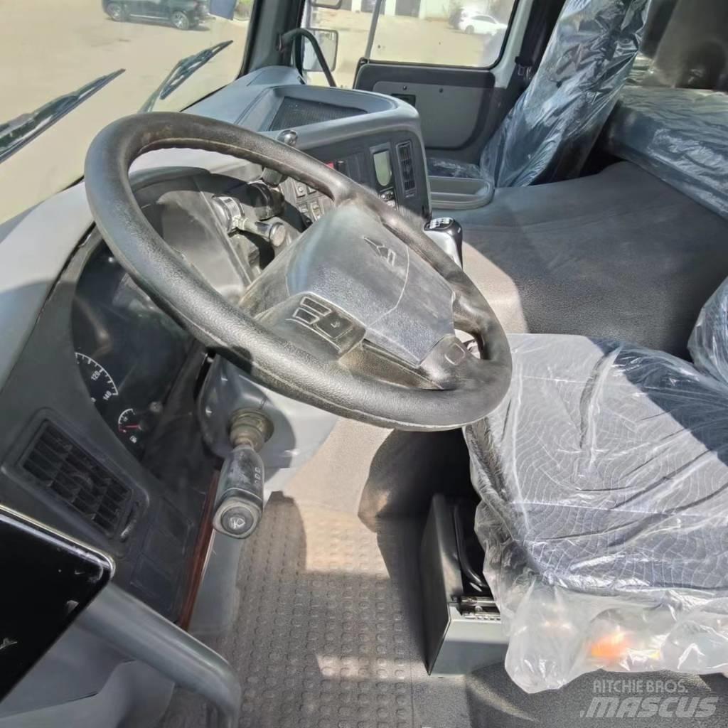 Howo Tractor 375 Prime Movers