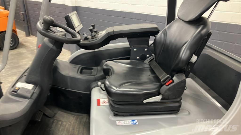 Still RX 60-30 Electric forklift trucks
