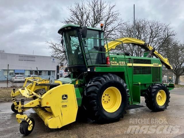 John Deere 6950 Forage harvesters