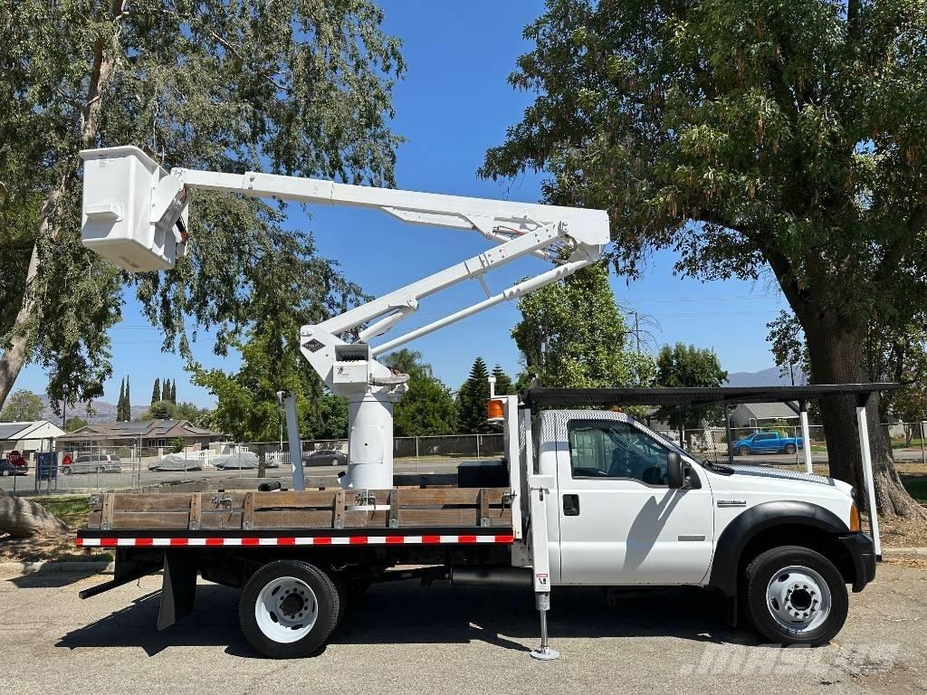 Ford F 550 Truck mounted platforms