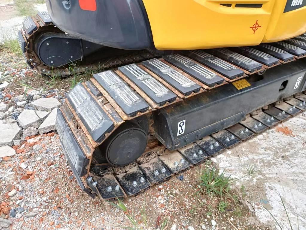 Komatsu PC 30 Mini excavators < 7t (Mini diggers)