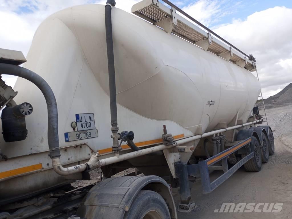 Spitzer Eurovac Tanker trailers