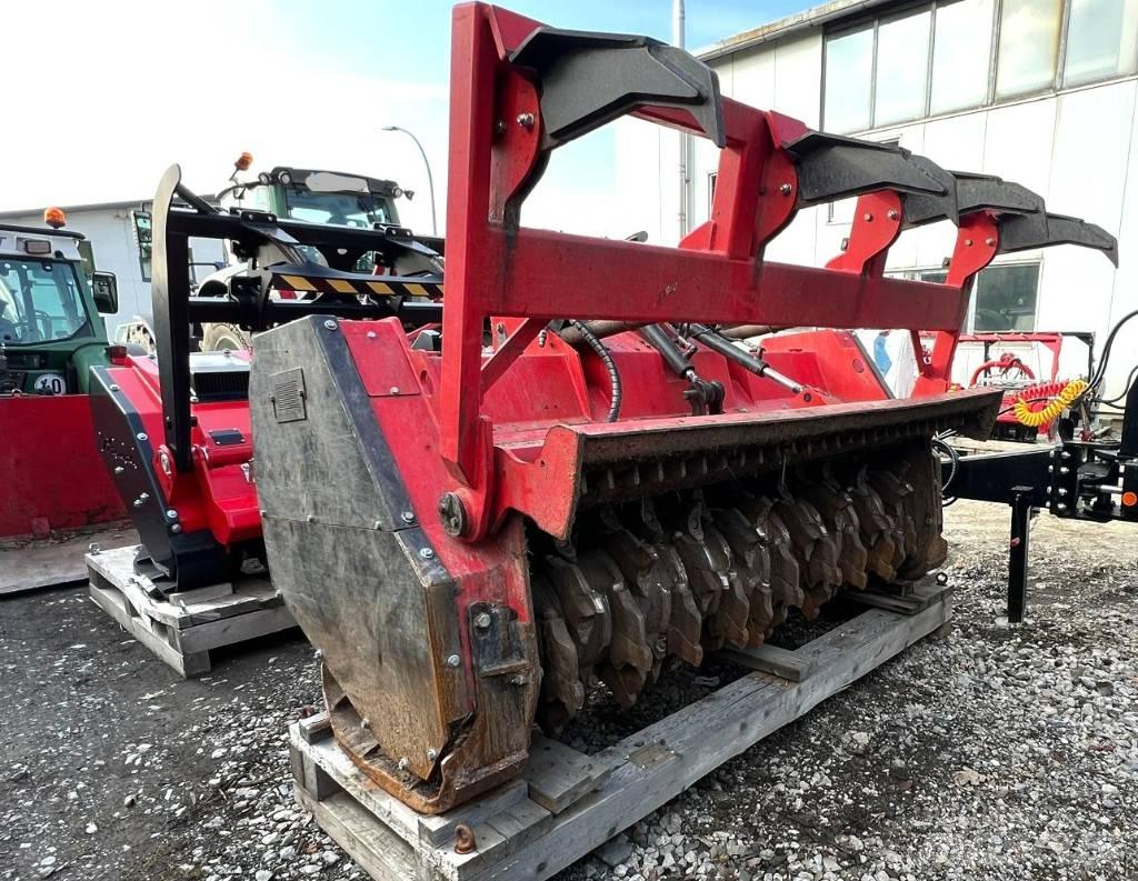 Prinoth AHWI M700 Forestry mulchers
